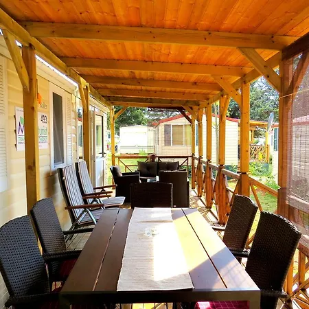 פארק נופש Media Mobile Homes In Brioni Sunny