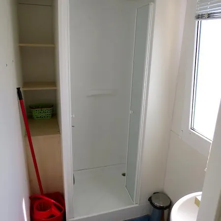 Media Mobile Homes In Brioni Sunny פארק נופש 2*