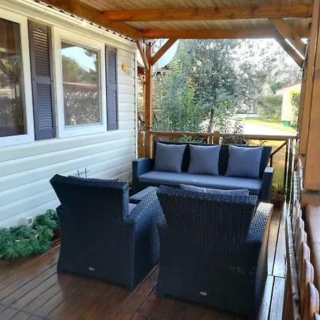 Media Mobile Homes In Brioni Sunny פארק נופש