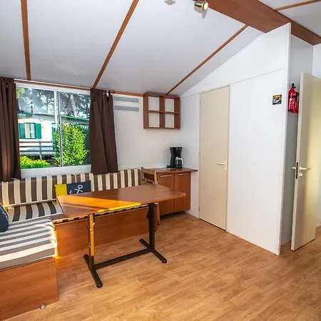 Media Mobile Homes In Brioni Sunny פולה