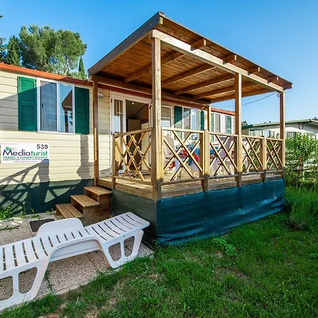 Village de vacances Media Mobile Homes In Brioni Sunny 2*