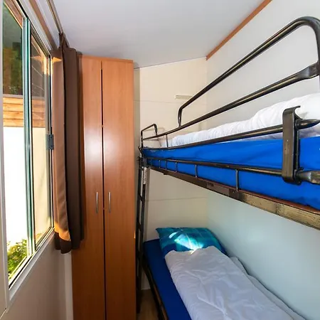 Media Mobile Homes In Brioni Sunny 2* פולה