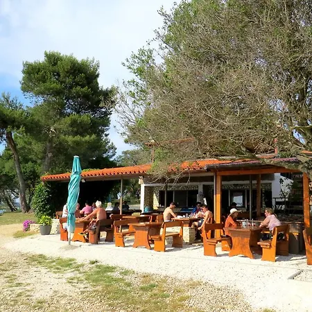 Media Mobile Homes In Brioni Sunny Üdülőpark Póla