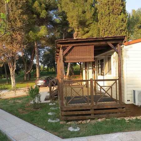Üdülőpark Media Mobile Homes In Brioni Sunny