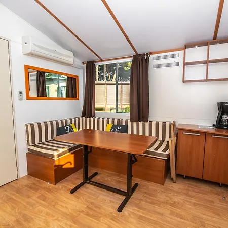 Media Mobile Homes In Brioni Sunny Üdülőpark