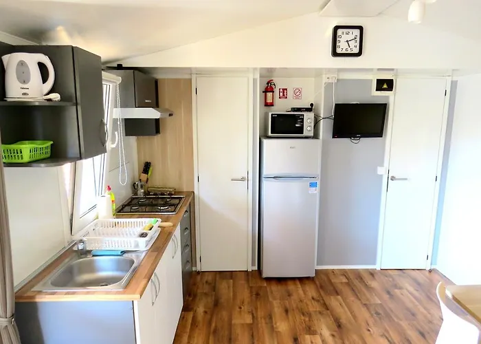 Media Mobile Homes In Brioni Sunny 2* Pula