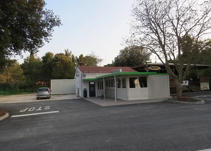 Holiday park Media Mobile Homes In Brioni Sunny Pula