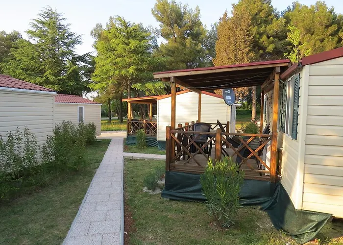 Media Mobile Homes In Brioni Sunny База отдыха Пула