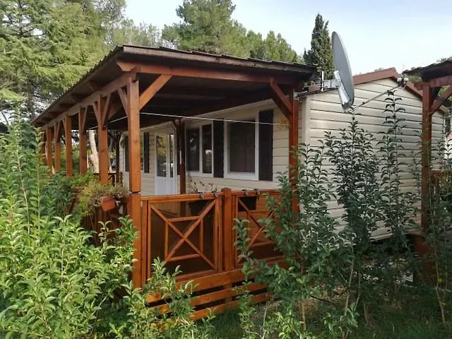 Media Mobile Homes In Brioni Sunny Holiday park