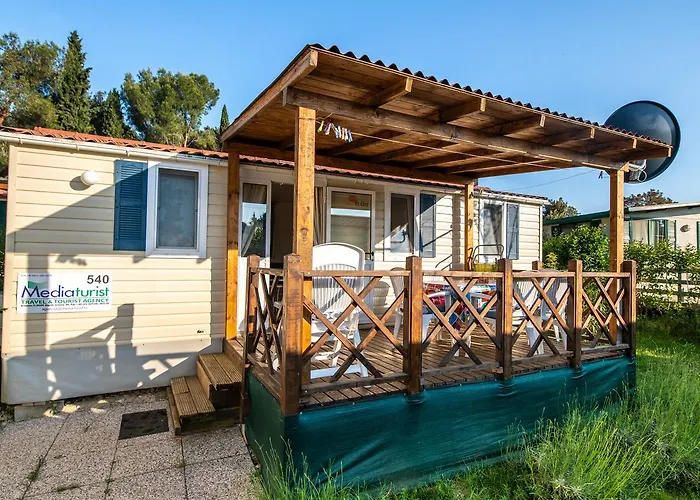 Media Mobile Homes In Brioni Sunny Пула