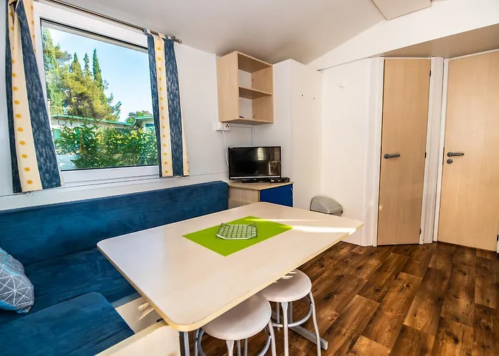 База отдыха Media Mobile Homes In Brioni Sunny Пула