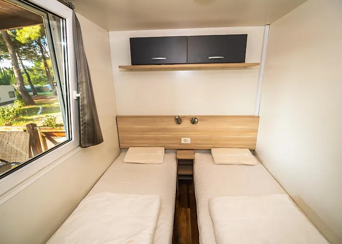 Media Mobile Homes In Brioni Sunny Holiday park 2*