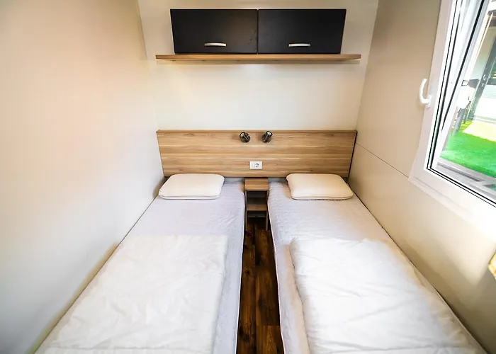 Media Mobile Homes In Brioni Sunny Holiday park 2*