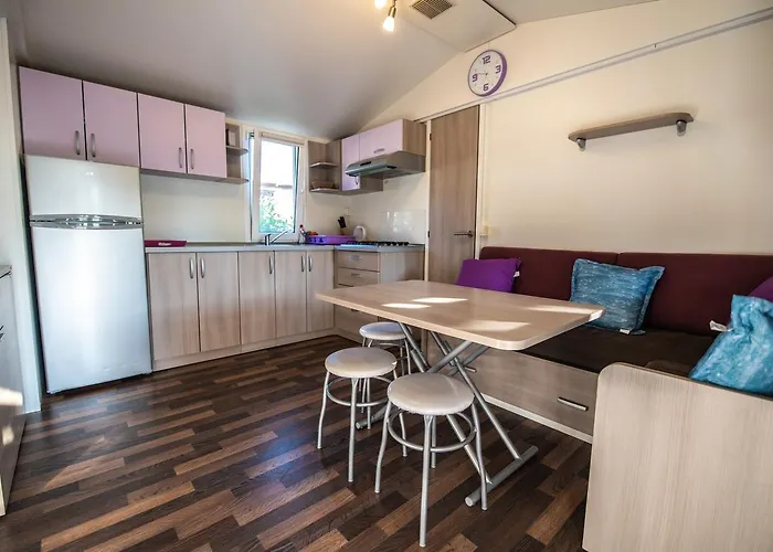 Holiday park Media Mobile Homes In Brioni Sunny Pula