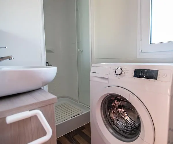 Media Mobile Homes In Brioni Sunny База відпочинку
