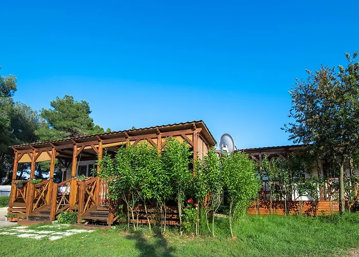 Media Mobile Homes In Brioni Sunny База отдыха 2*