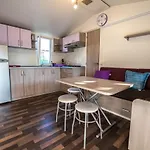 منتزه العطل Media Mobile Homes In Brioni Sunny بولا