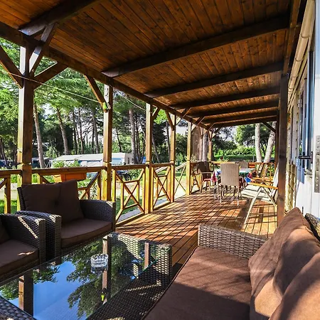 Media Mobile Homes In Brioni Sunny Tatil parkı 2*